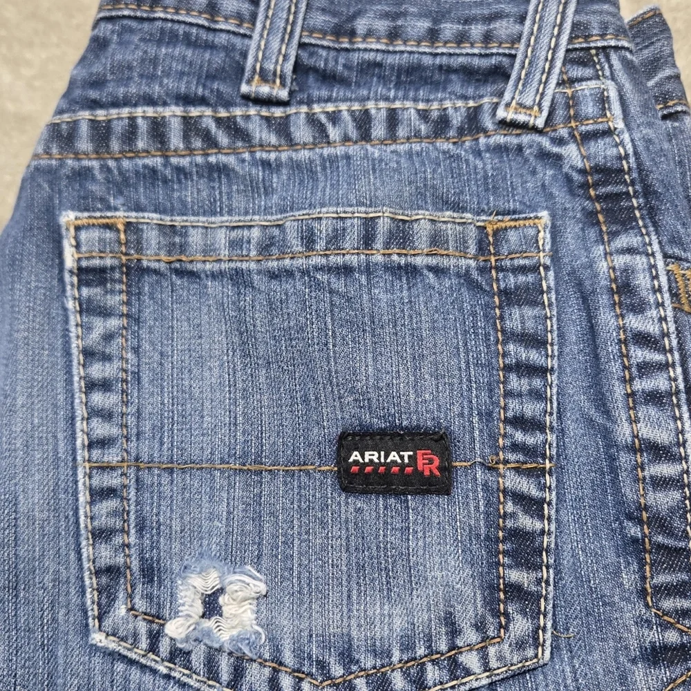 Ariat FR M4 Relaxed Boot Cut Denim Blue Jeans Size 30x32 Flame Resistant - Picture 5 of 14